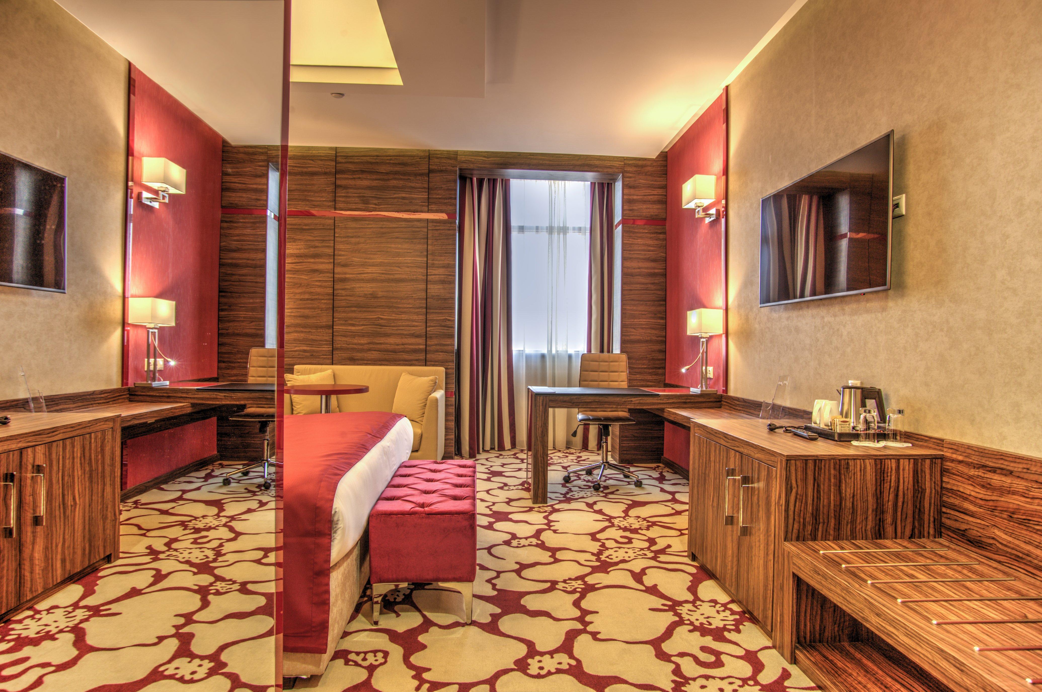 Hotel Holiday Inn Plovdiv By Ihg Plovdiv