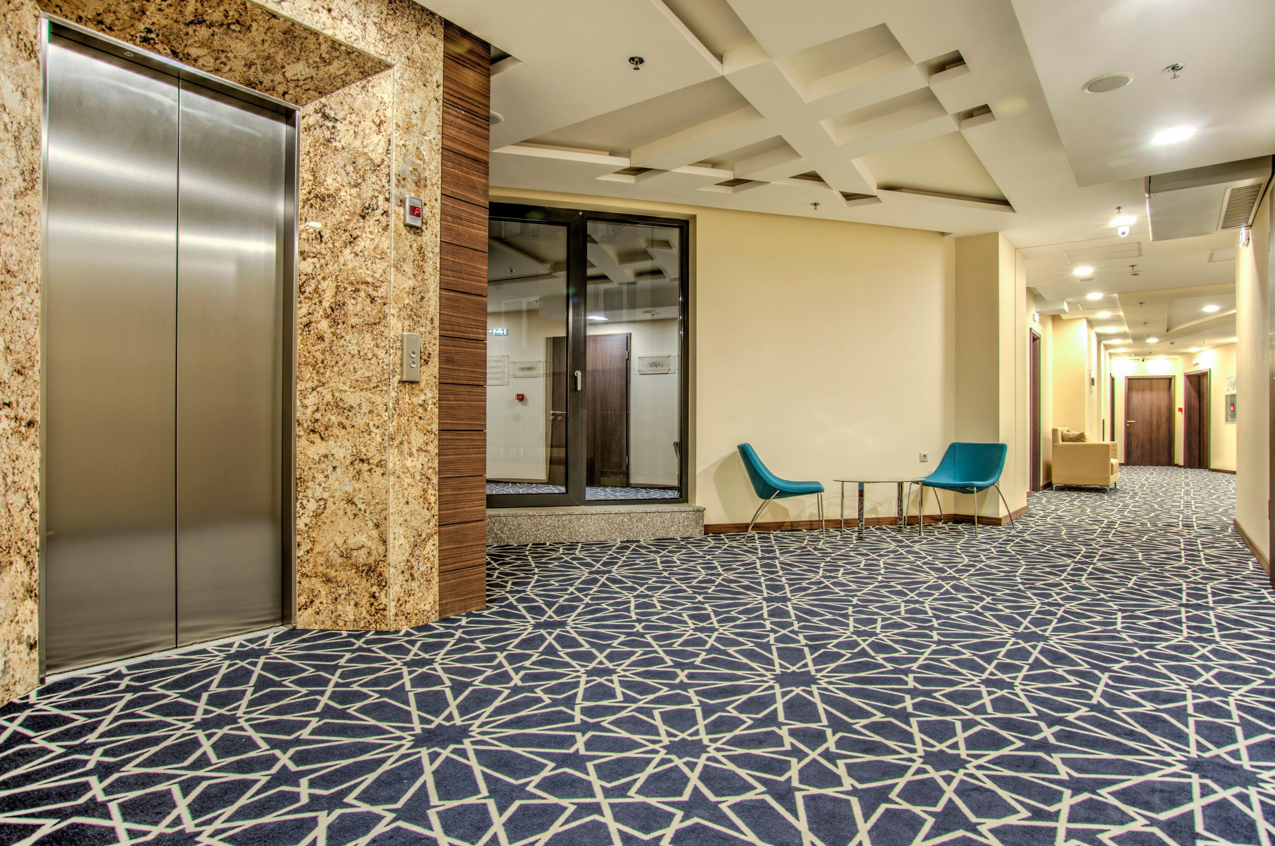Hotel Holiday Inn Plovdiv By Ihg 4*