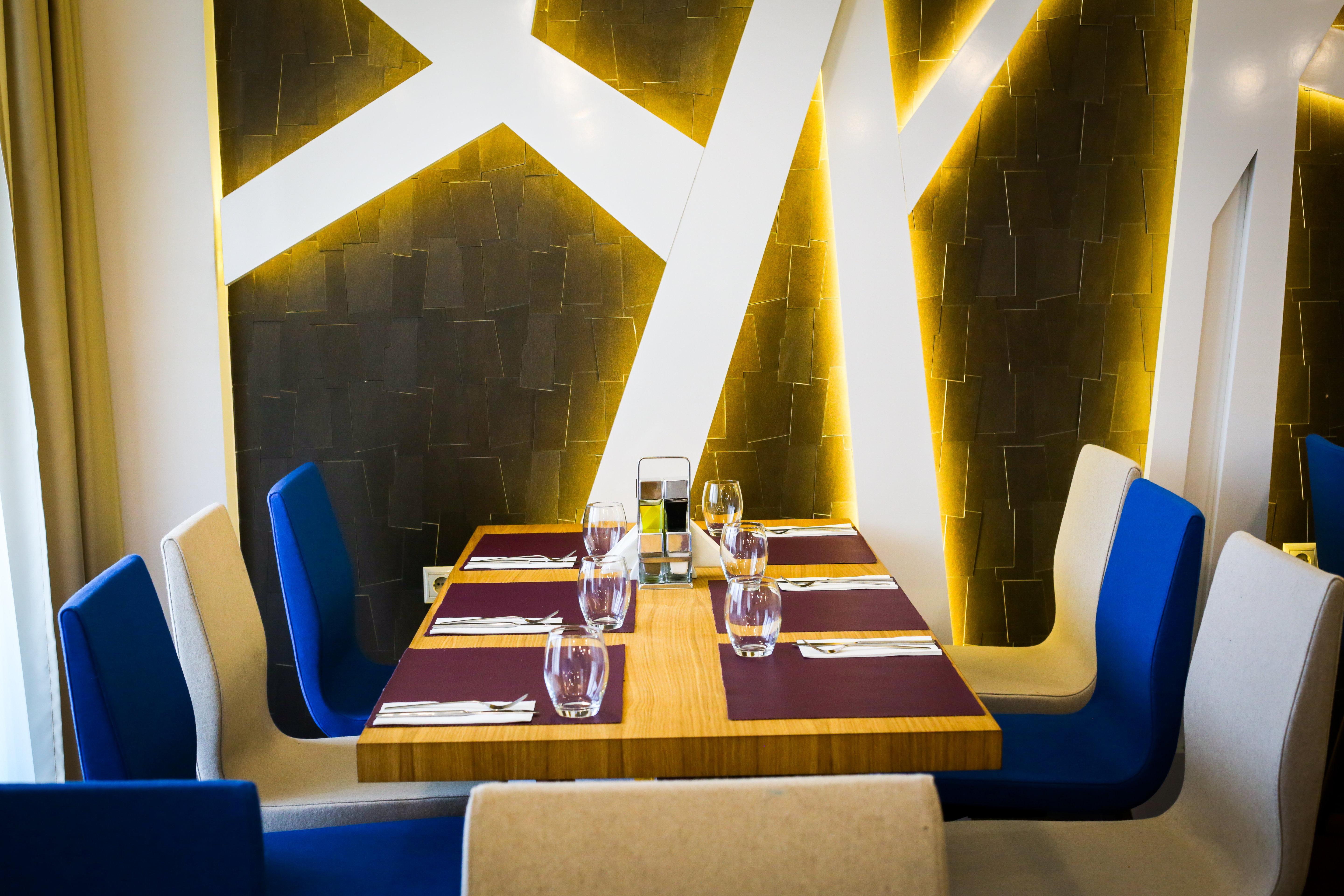 Hotel Holiday Inn Plovdiv By Ihg Plovdiv