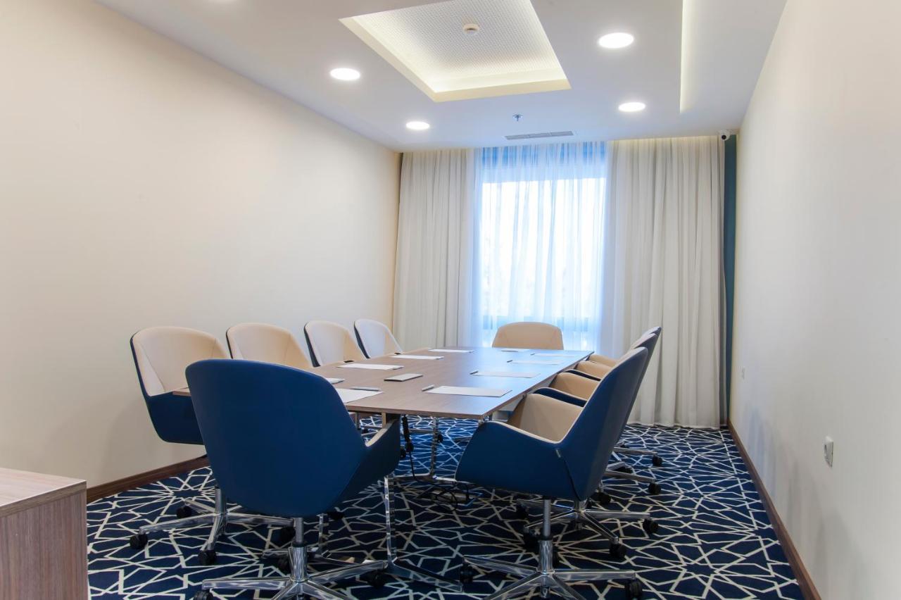 Holiday Inn Plovdiv By Ihg Hotel 4*