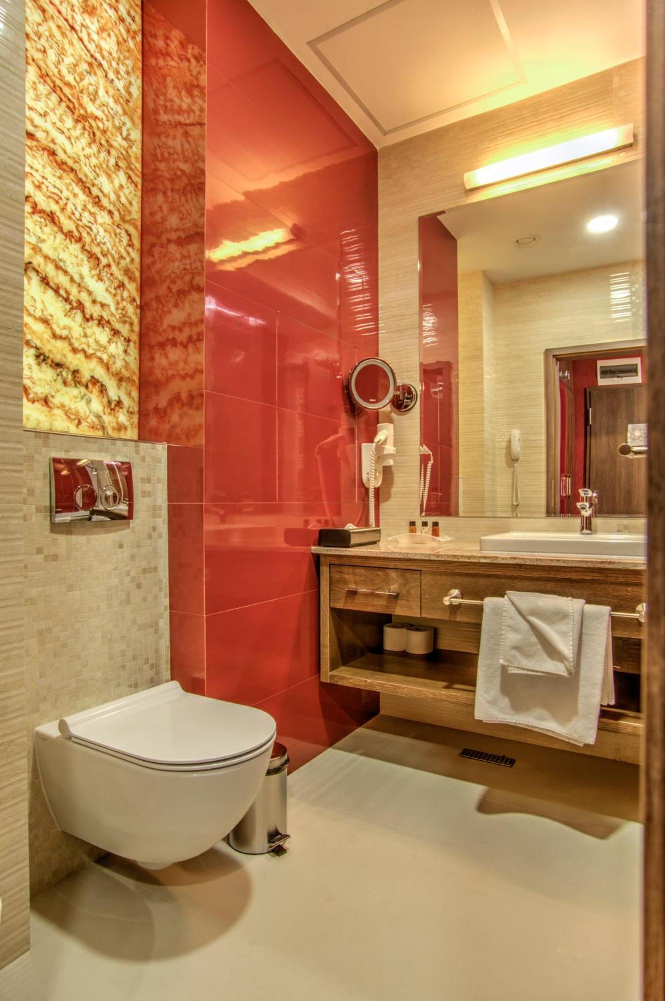 Hotel Holiday Inn Plovdiv By Ihg 4*